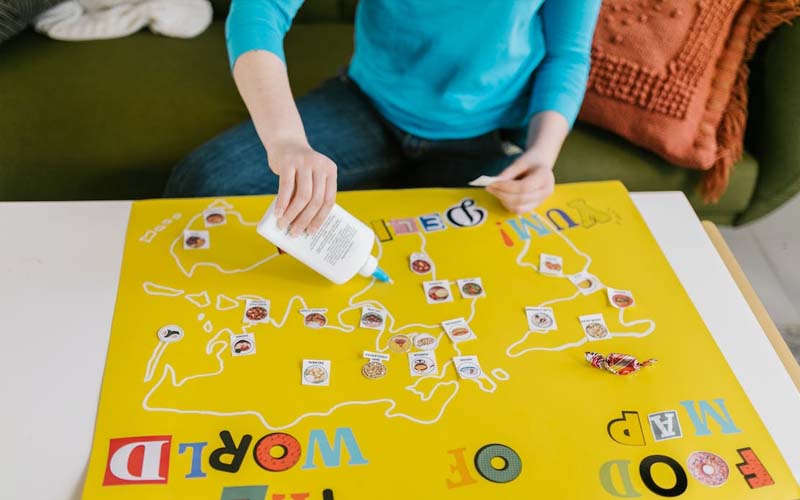 The Best Cardboard Glue For Crafting Projects in 2023